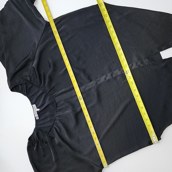 Jennifer Lopez Off The Shoulder Front Knot Black Blouse Flowy Lightweight Large - Picture 11 of 11